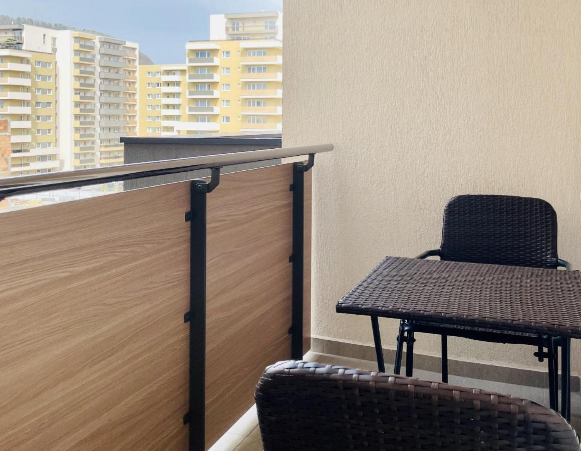Apartamento Mountain Crib In Urban Plaza W. Parking & Netflix Braşov