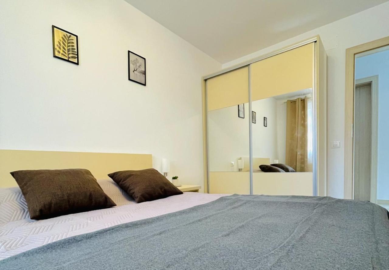 Apartamento Mountain Crib In Urban Plaza W. Parking & Netflix Braşov